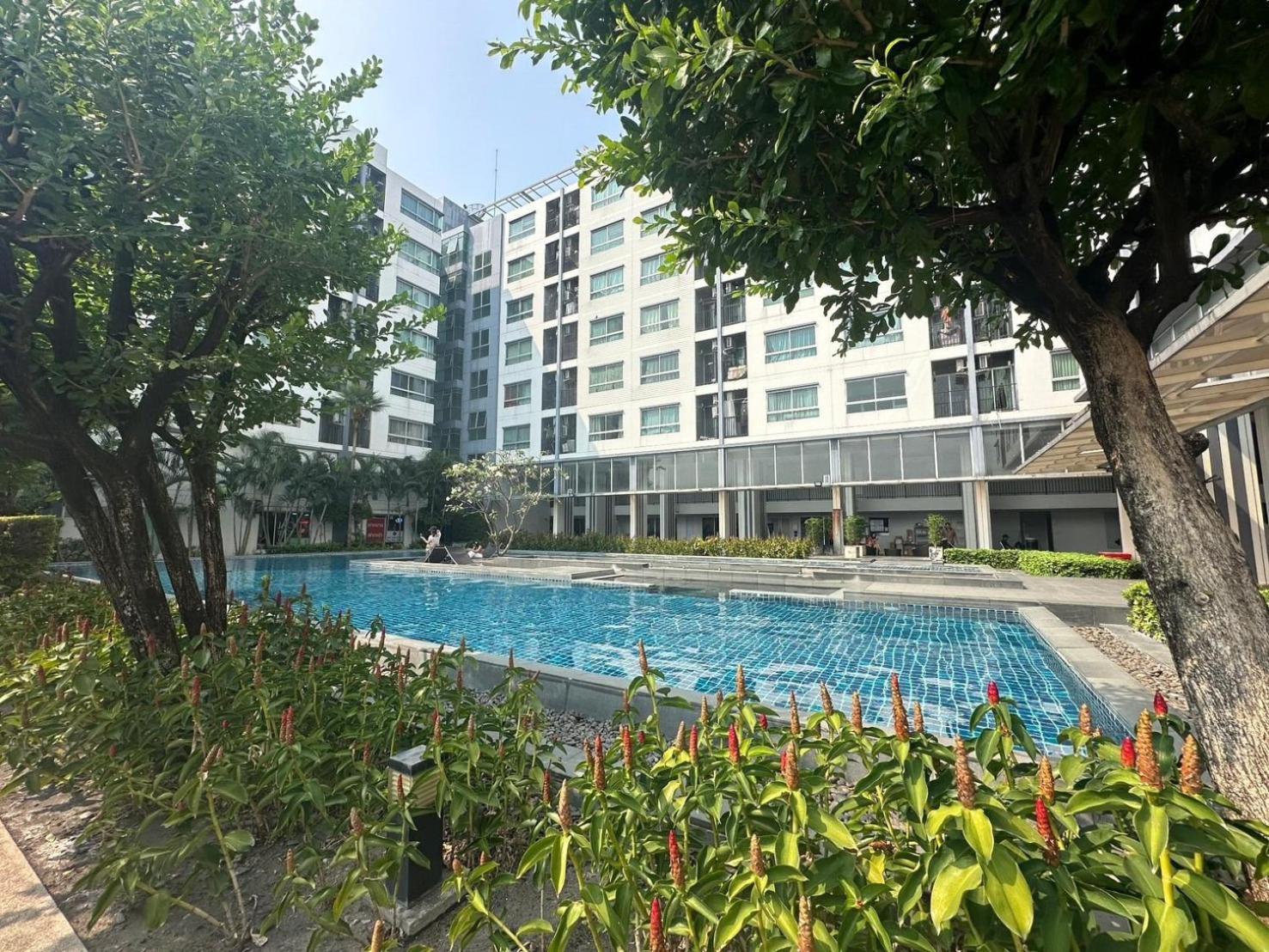 เช่ารายเดือน ดีคอนโด รัตนาธิเบศร์ Dcondo Rattanathibet Нонтабури Екстериор снимка